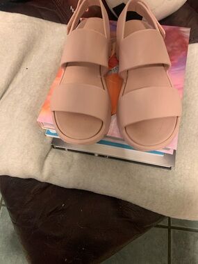 Skechers Women’s Blush Pink Dual-Strap Platform Sandals